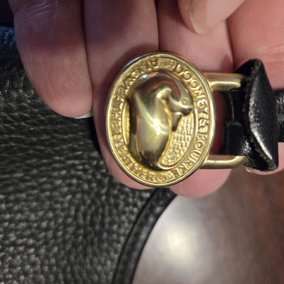 Dooney and Bourke VINTAGE all weather leather purse - Picture 3 of 6